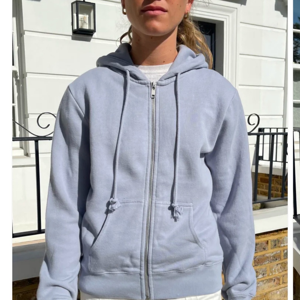 Brandy Melville Christy Hoodie BNWT - Picture 3 of 4